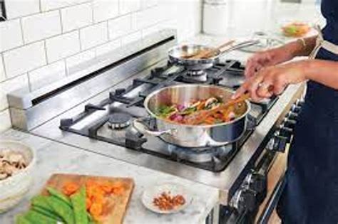 is it hard to cook on a gas stove